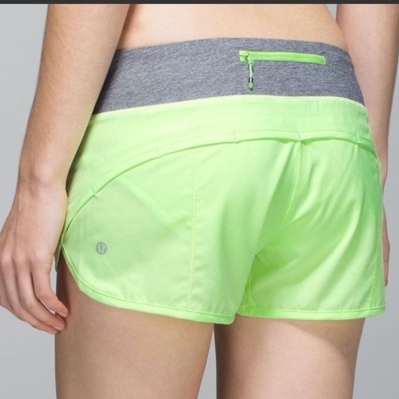Lululemon Run: Speed Short *4-way Stretch. Size 6 - Picture 9 of 10